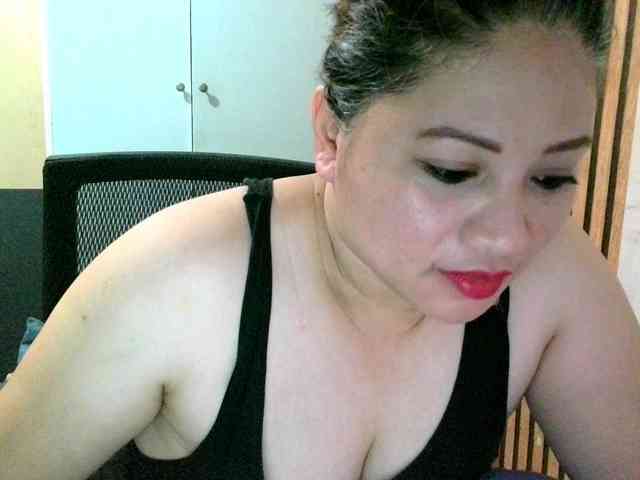 soffia-mae webcam