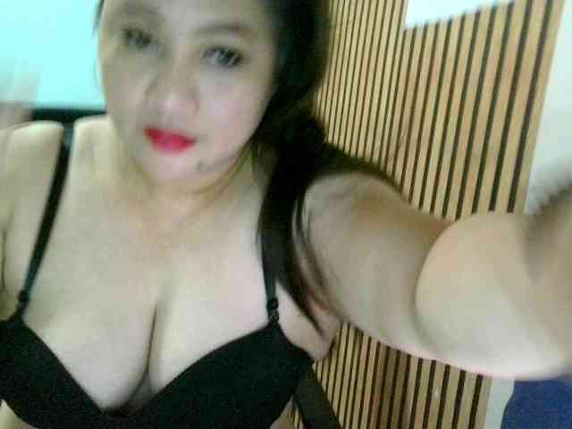 soffia-mae webcam