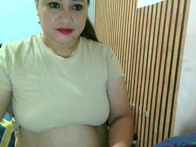 soffia-mae webcam
