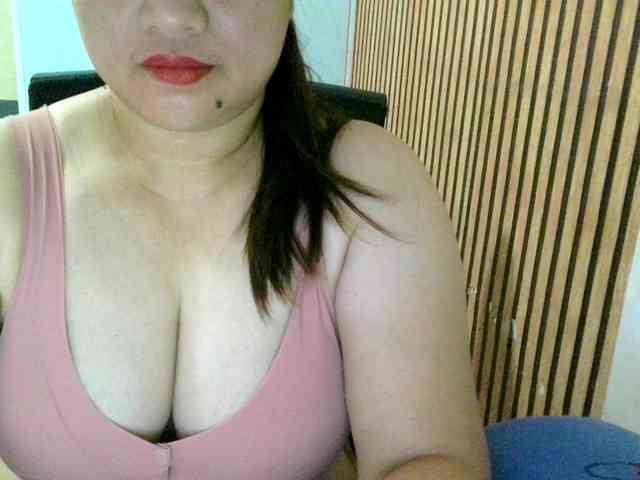 soffia-mae webcam