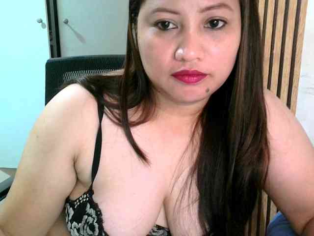 soffia-mae webcam