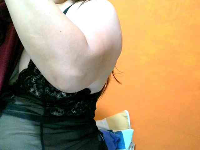 soffia-mae webcam