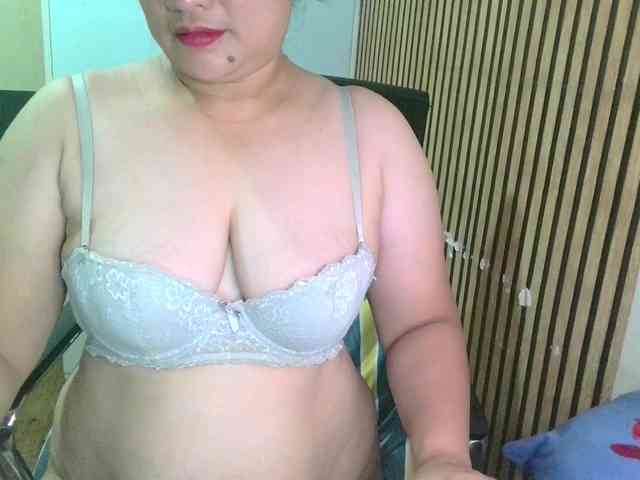 soffia-mae webcam