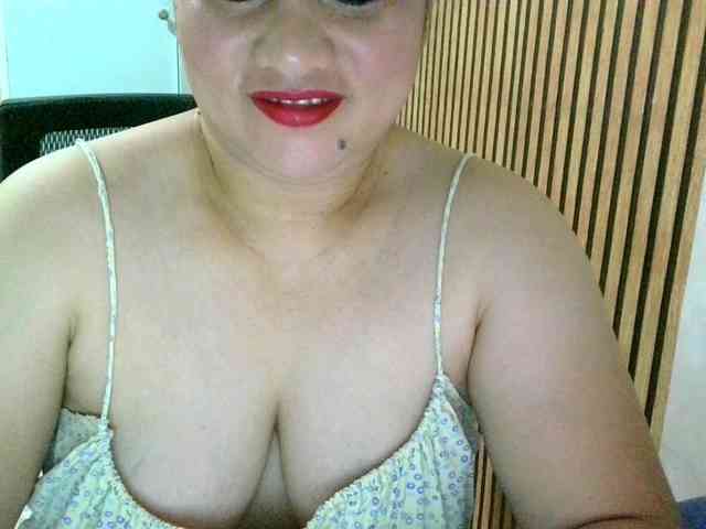 soffia-mae webcam