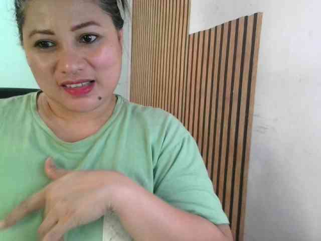 soffia-mae webcam