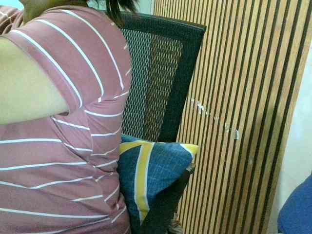 soffia-mae webcam