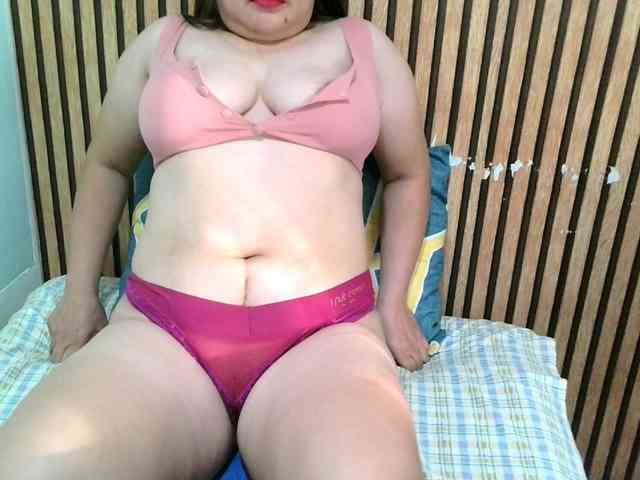 soffia-mae webcam