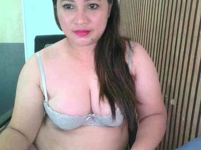 soffia-mae webcam