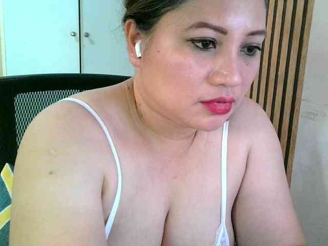 soffia-mae webcam