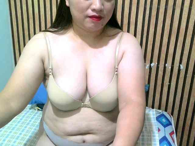 soffia-mae webcam