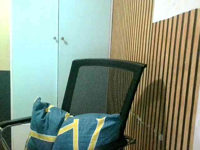 soffia-mae webcam