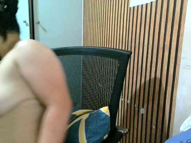 soffia-mae webcam