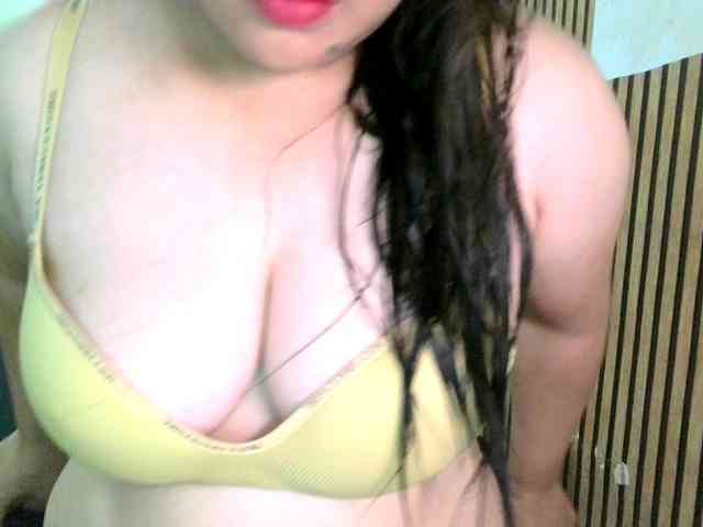 soffia-mae webcam