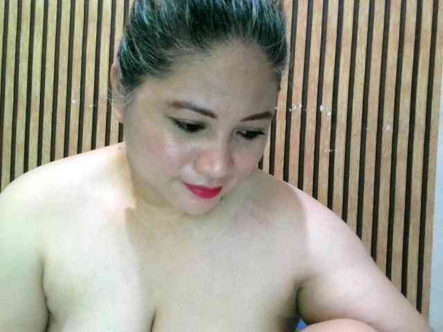 soffia-mae webcam