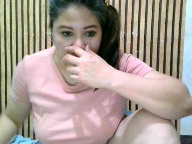 soffia-mae webcam