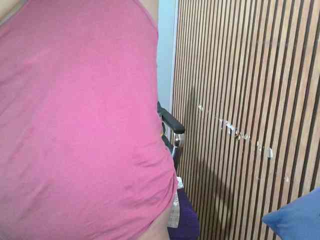 soffia-mae webcam