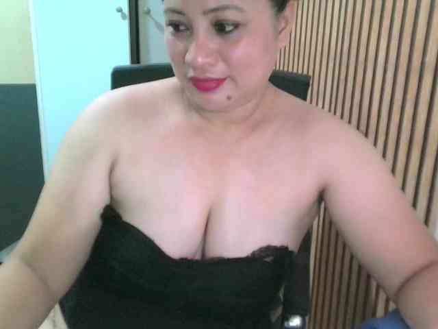 soffia-mae webcam