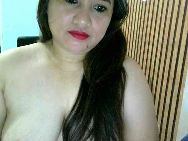 soffia-mae webcam