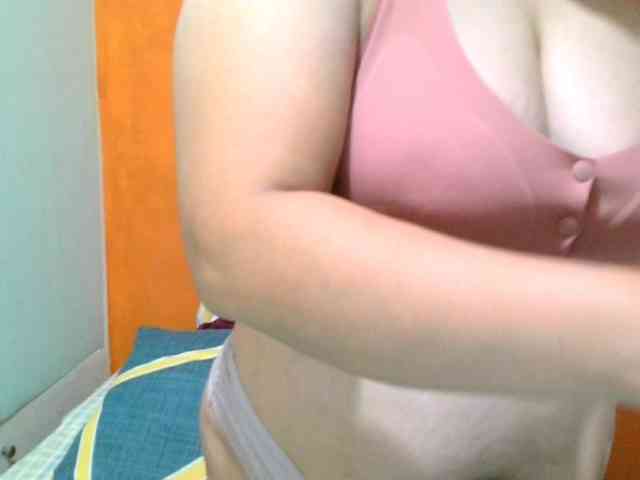soffia-mae webcam