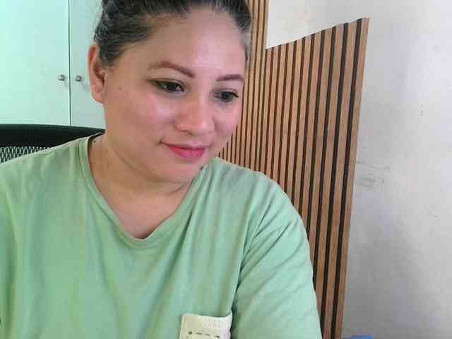 soffia-mae webcam