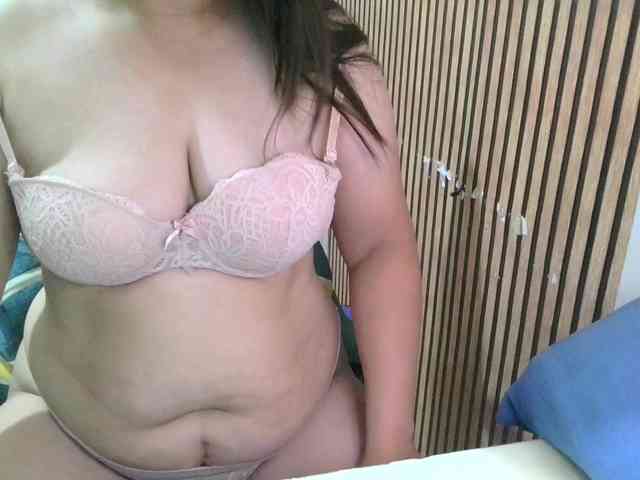 soffia-mae webcam