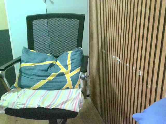 soffia-mae webcam