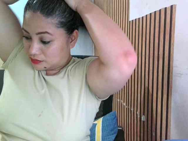 soffia-mae webcam