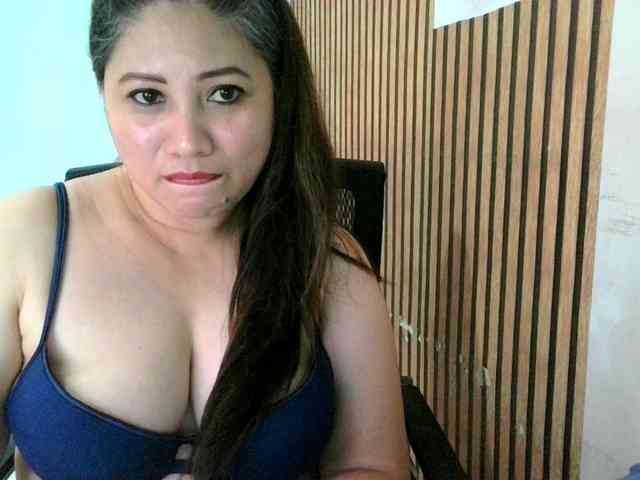 soffia-mae webcam