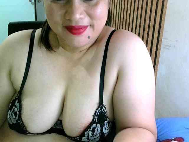 soffia-mae webcam