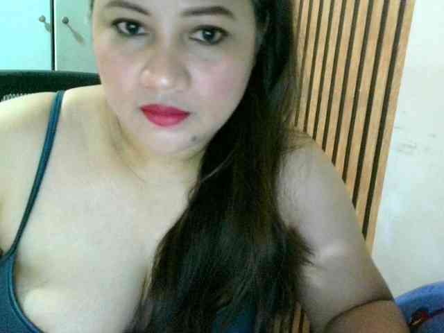soffia-mae Live Webcam on BongaCams