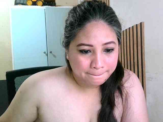 soffia-mae webcam