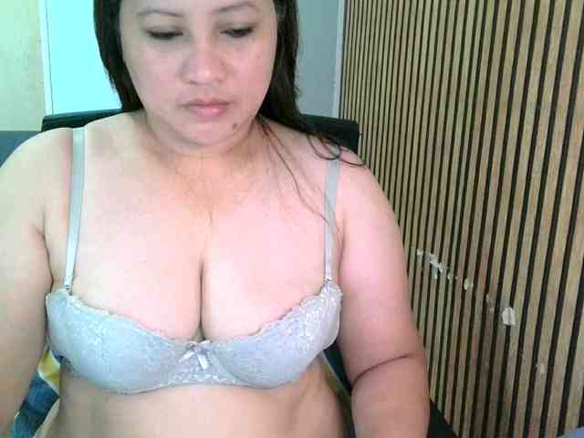 soffia-mae webcam
