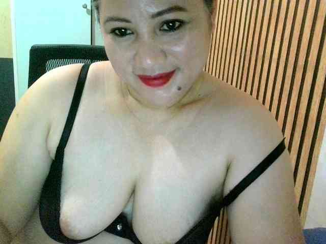 soffia-mae webcam