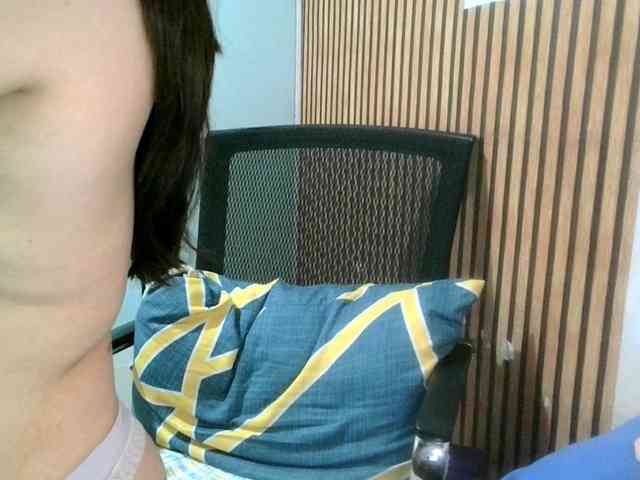 soffia-mae webcam