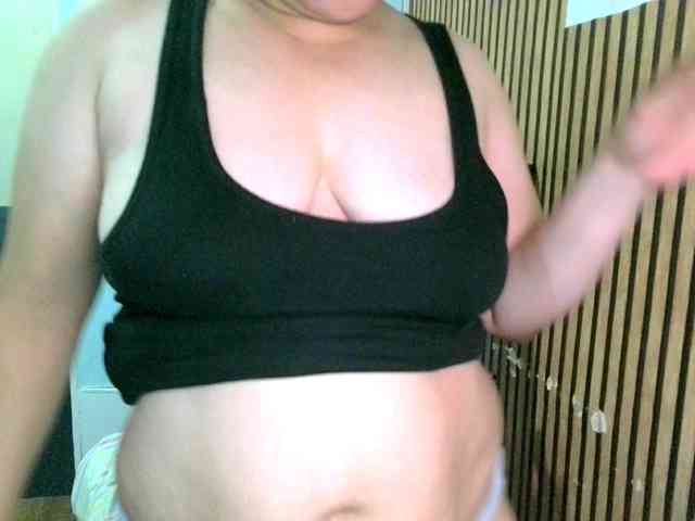 soffia-mae webcam