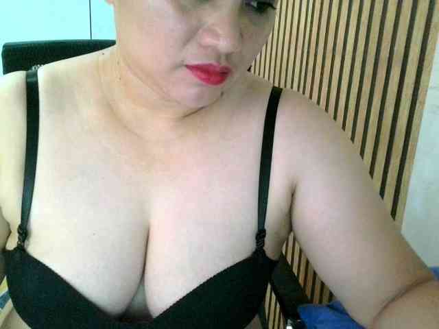 soffia-mae webcam