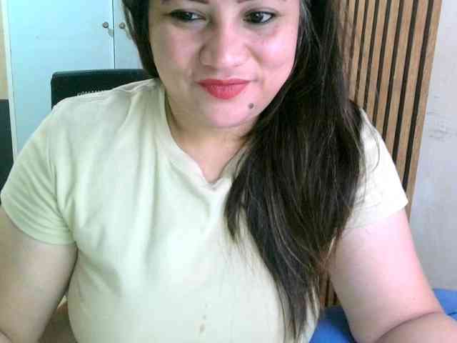 soffia-mae webcam
