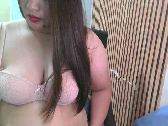 soffia-mae webcam