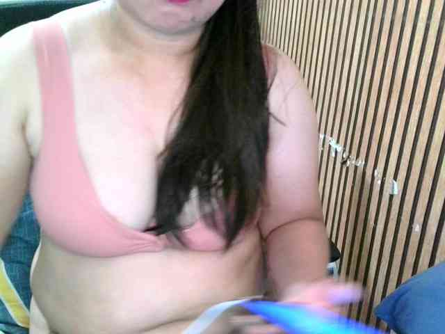 soffia-mae webcam