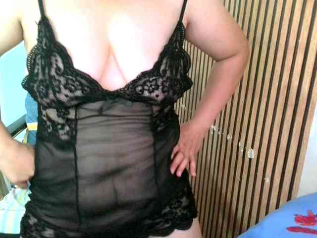 soffia-mae webcam