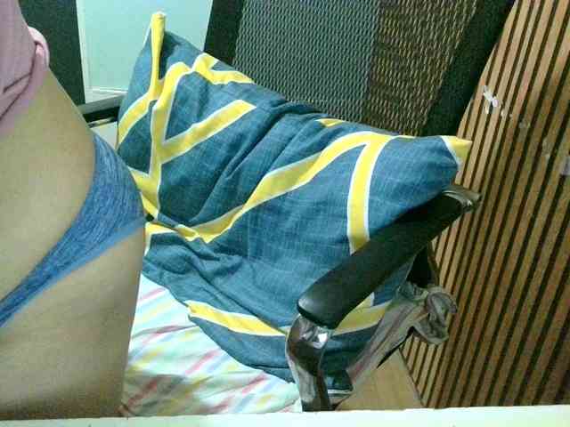 soffia-mae webcam