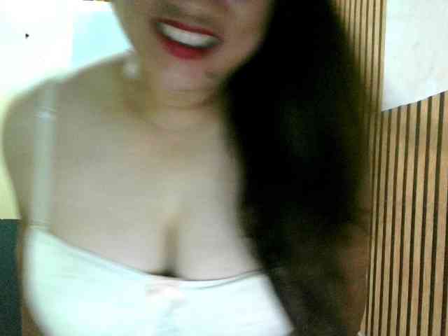 soffia-mae webcam