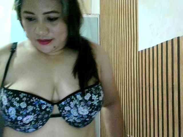 soffia-mae webcam
