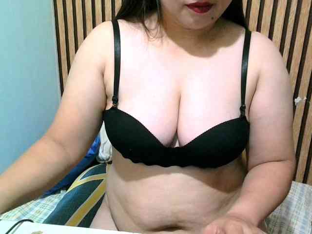 soffia-mae webcam