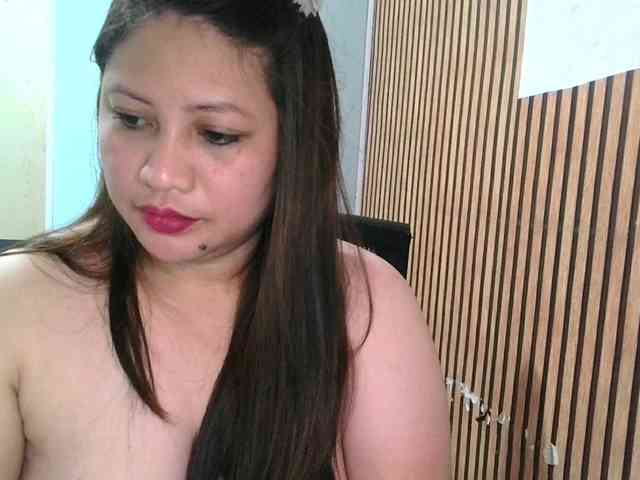 soffia-mae Live Webcam on BongaCams