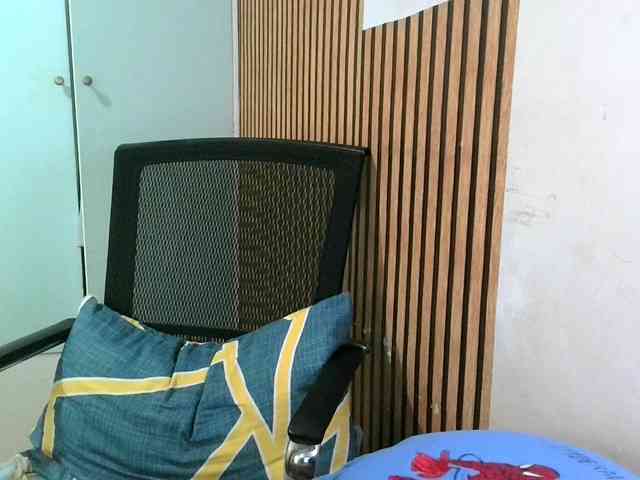 soffia-mae webcam