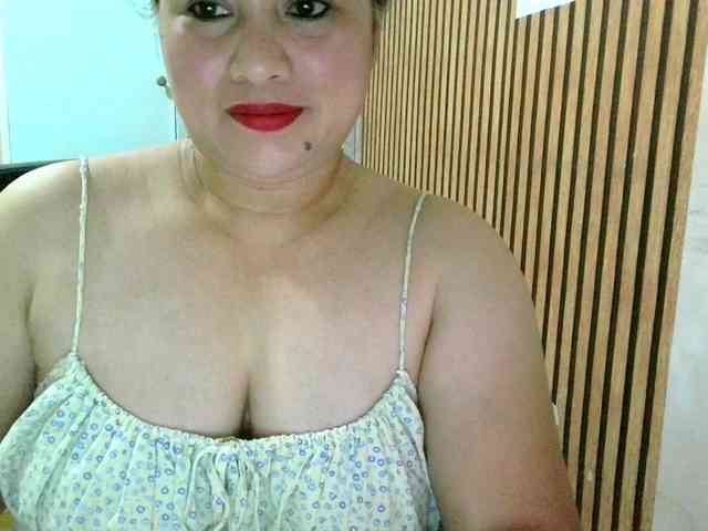 soffia-mae webcam
