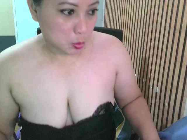 soffia-mae webcam