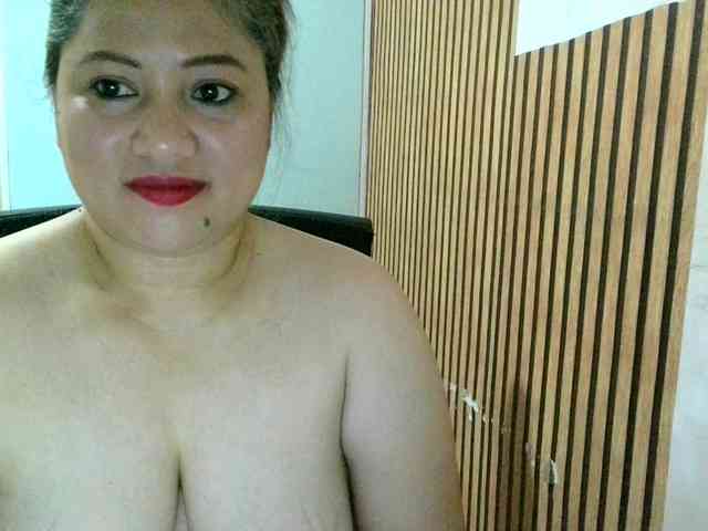 soffia-mae webcam