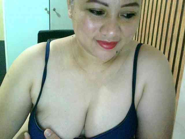 soffia-mae webcam